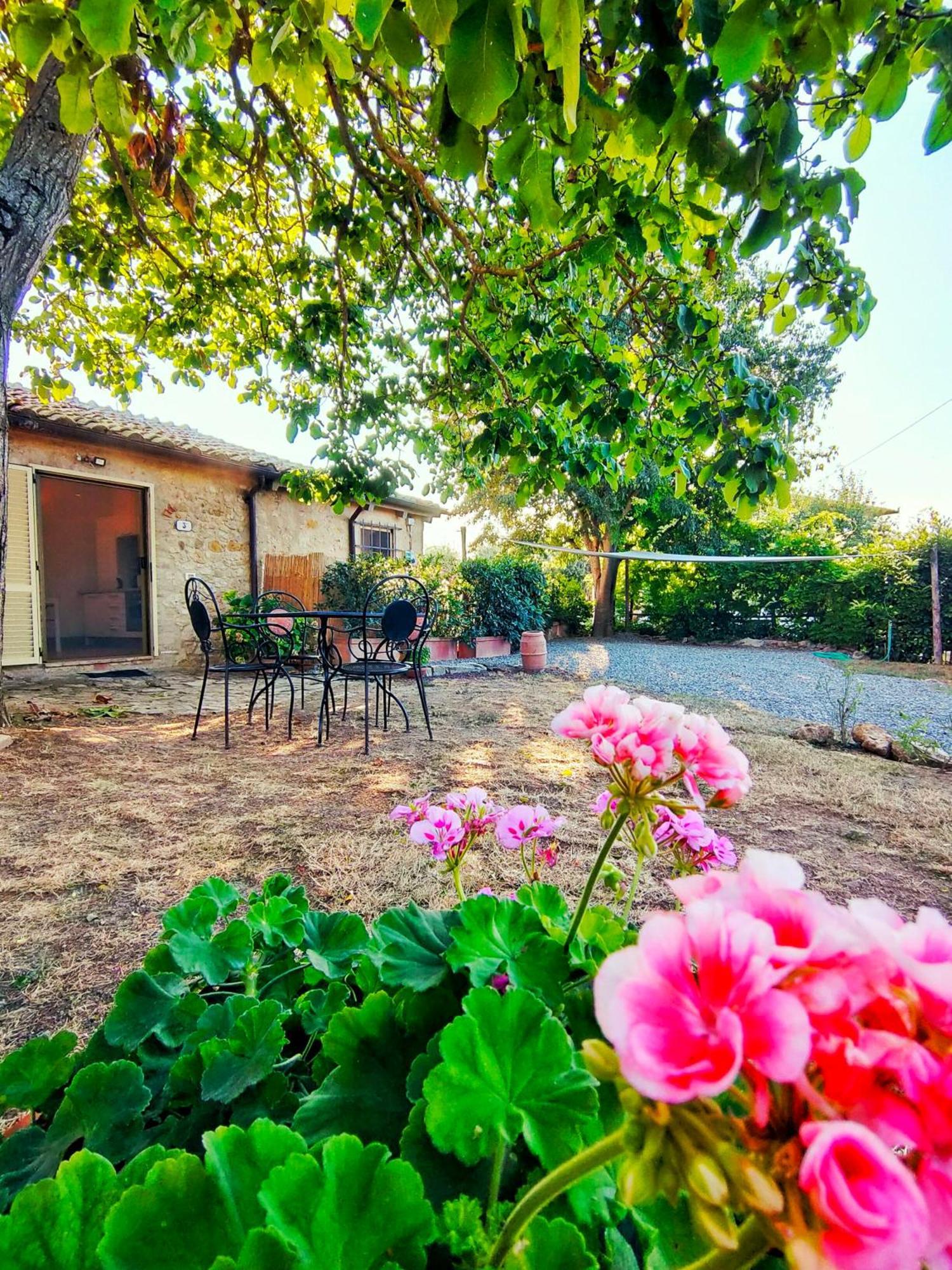 Вилла La Casina Acquaviva  Экстерьер фото